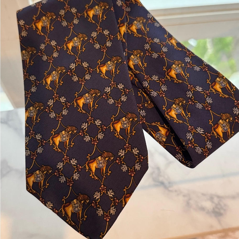Elegant CD Blue and Gold Horse Pattern Tie